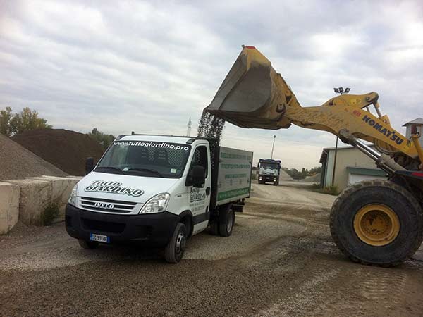 Servizi-per-giardinaggio-viarolo